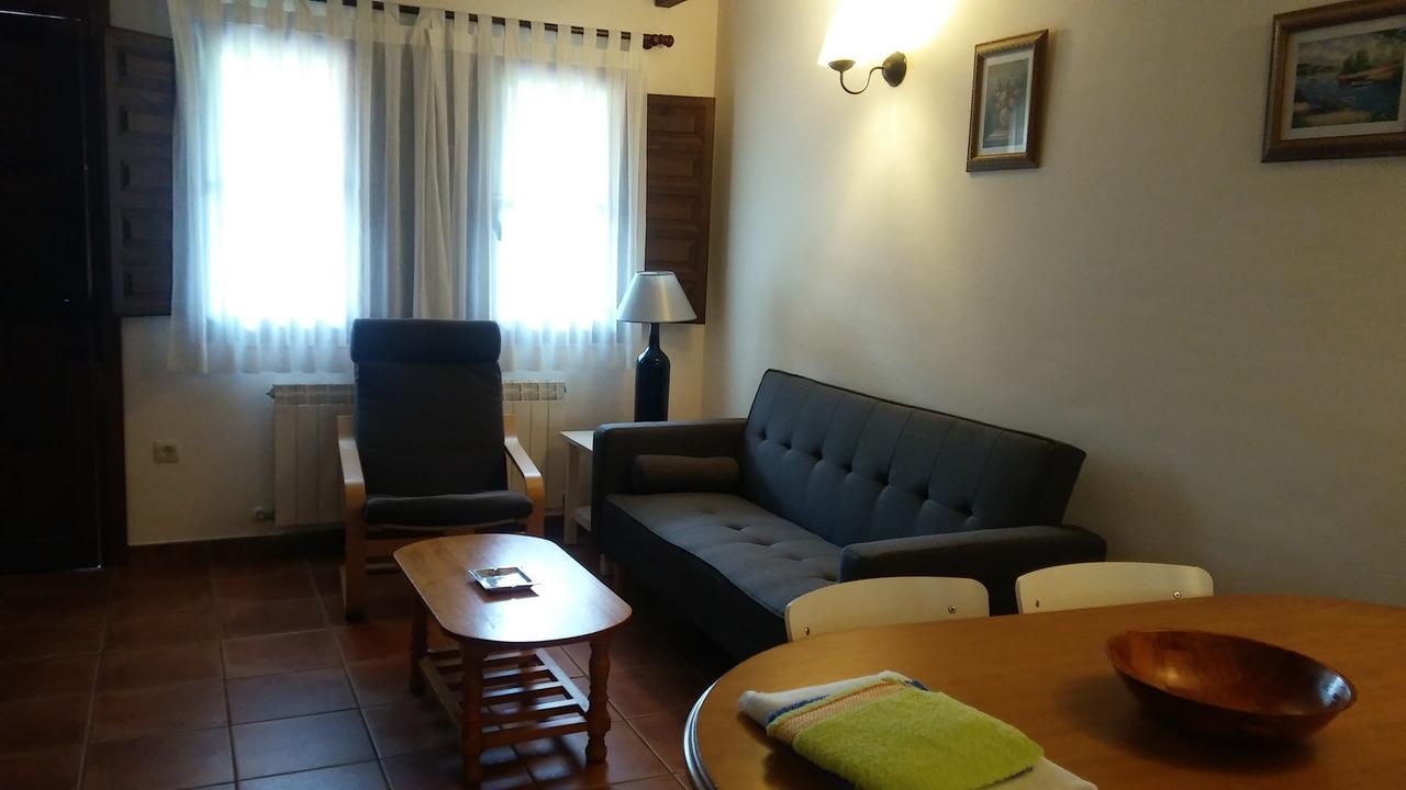 Apartamentos Rurales La Fuente De Bascones Villahormes ภายนอก รูปภาพ