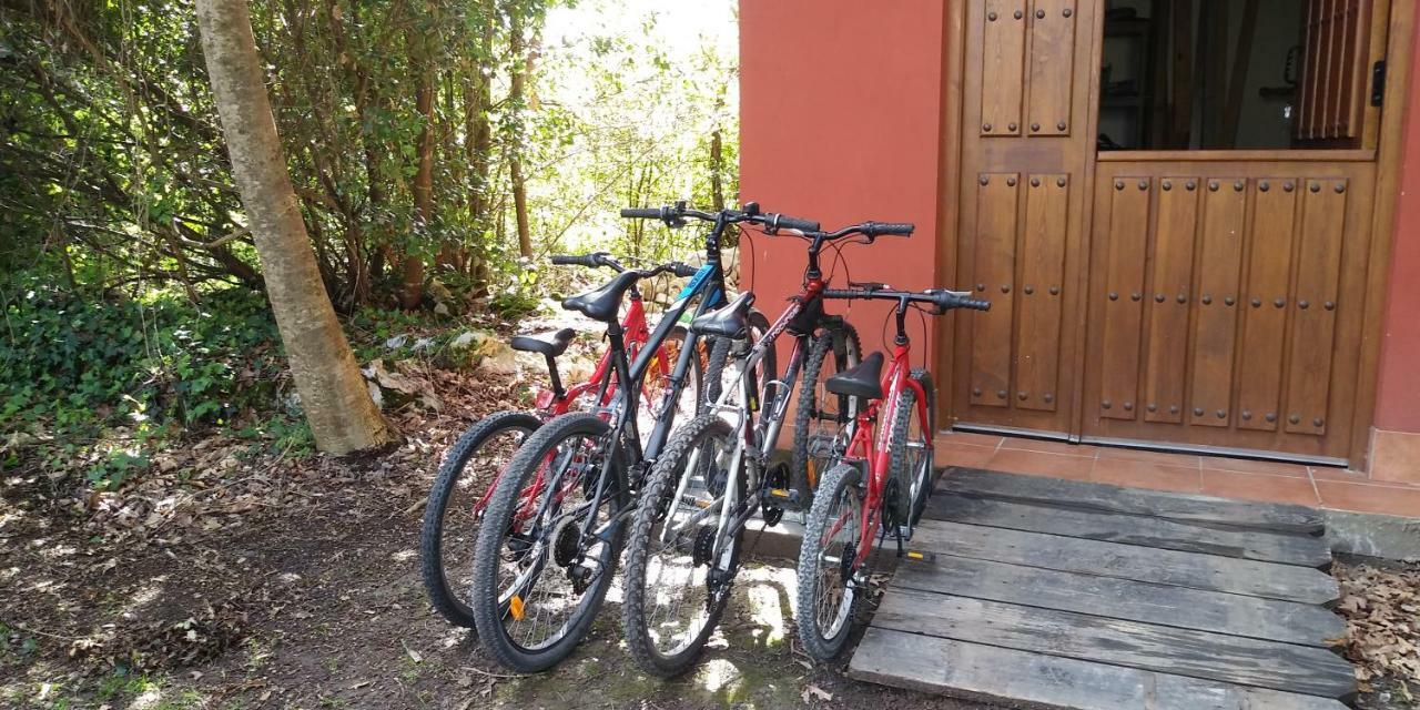 Apartamentos Rurales La Fuente De Bascones Villahormes ภายนอก รูปภาพ